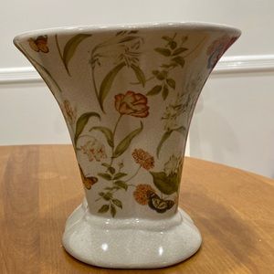 Ceramic vase.